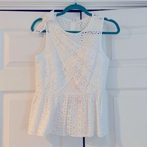 White Lilly Pulitzer top size S never worn!